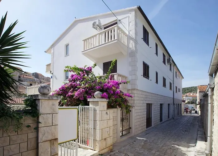 Apartment In Historic Center Hvar Town