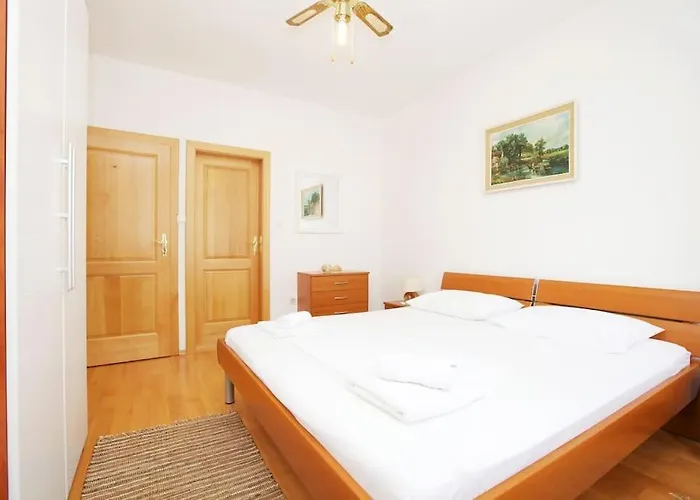 In Historic Center * Hvar Town