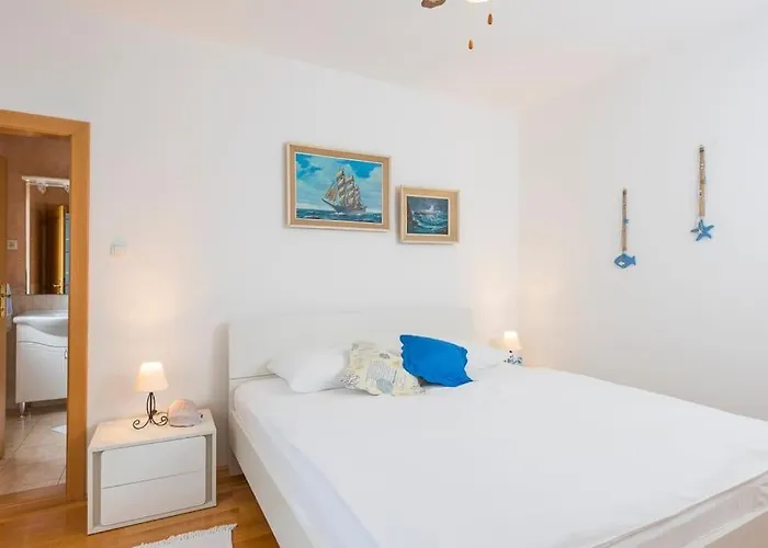 In Historic Center Apartment Hvar Town